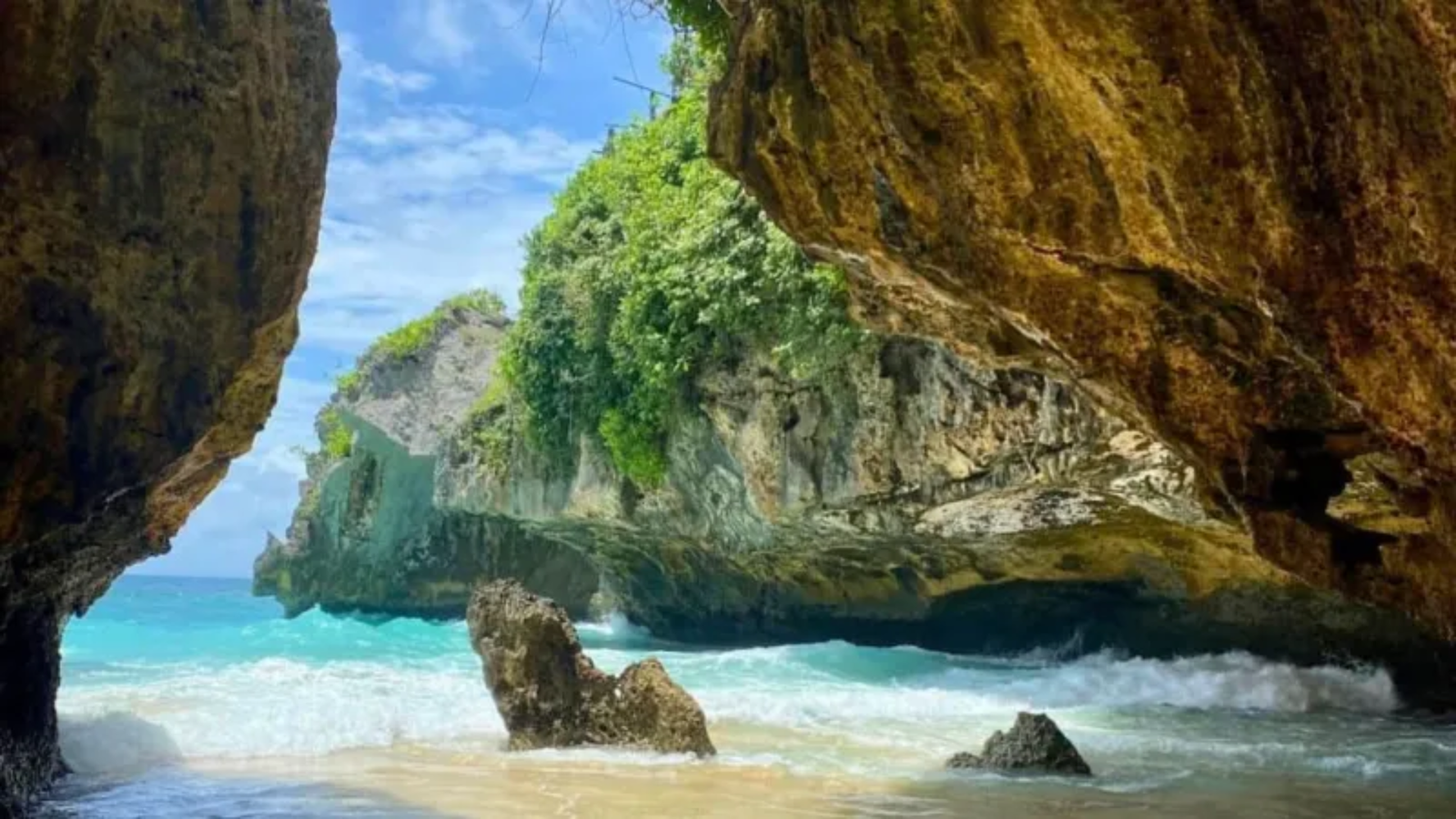 How to Find Hidden Beaches Near You: The Ultimate Guide to Secret Shores