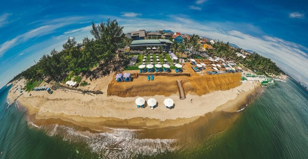 Surf & Turf Beach Club & Restaurant