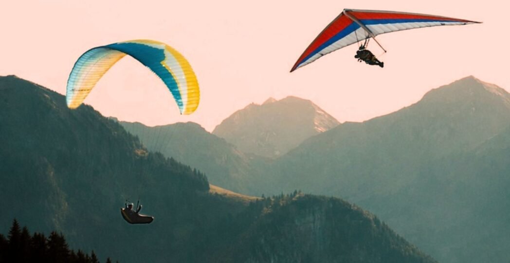 Hang Gliding vs Paragliding
