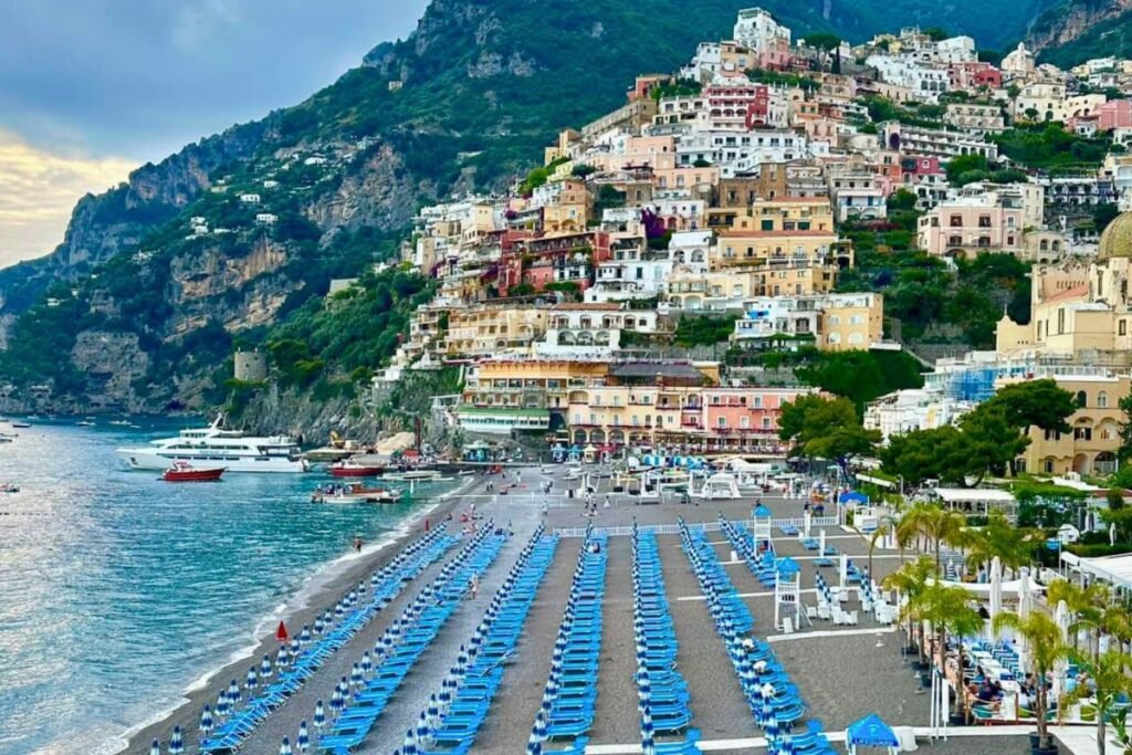 Marina Grande Beach